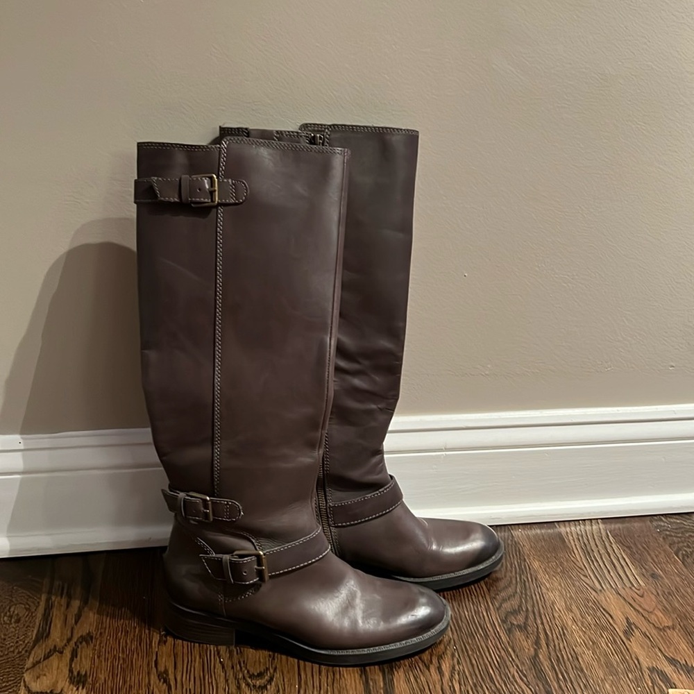 Enzo Angiolini brown riding boots size 9